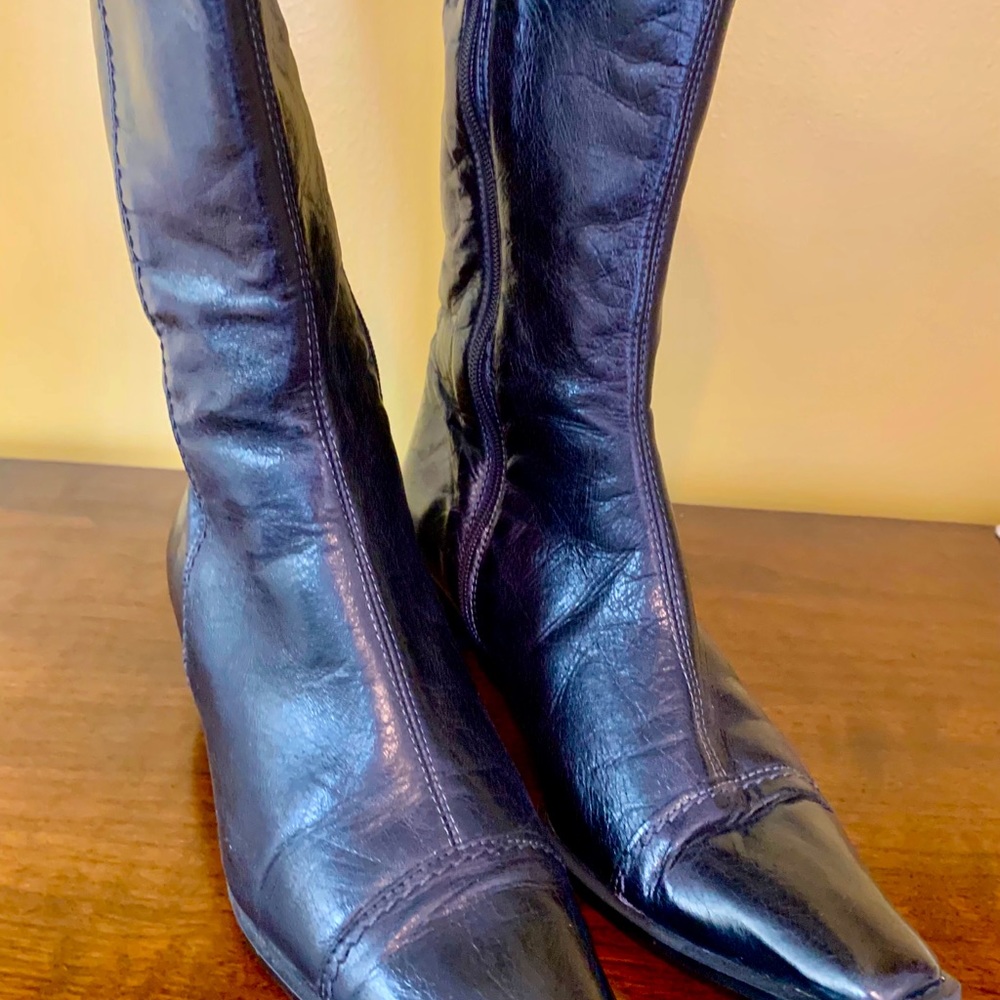 Black Leather Boots by Lavorazione Artigiana
